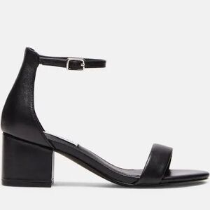 Steve Madden Black leather sandals size 10